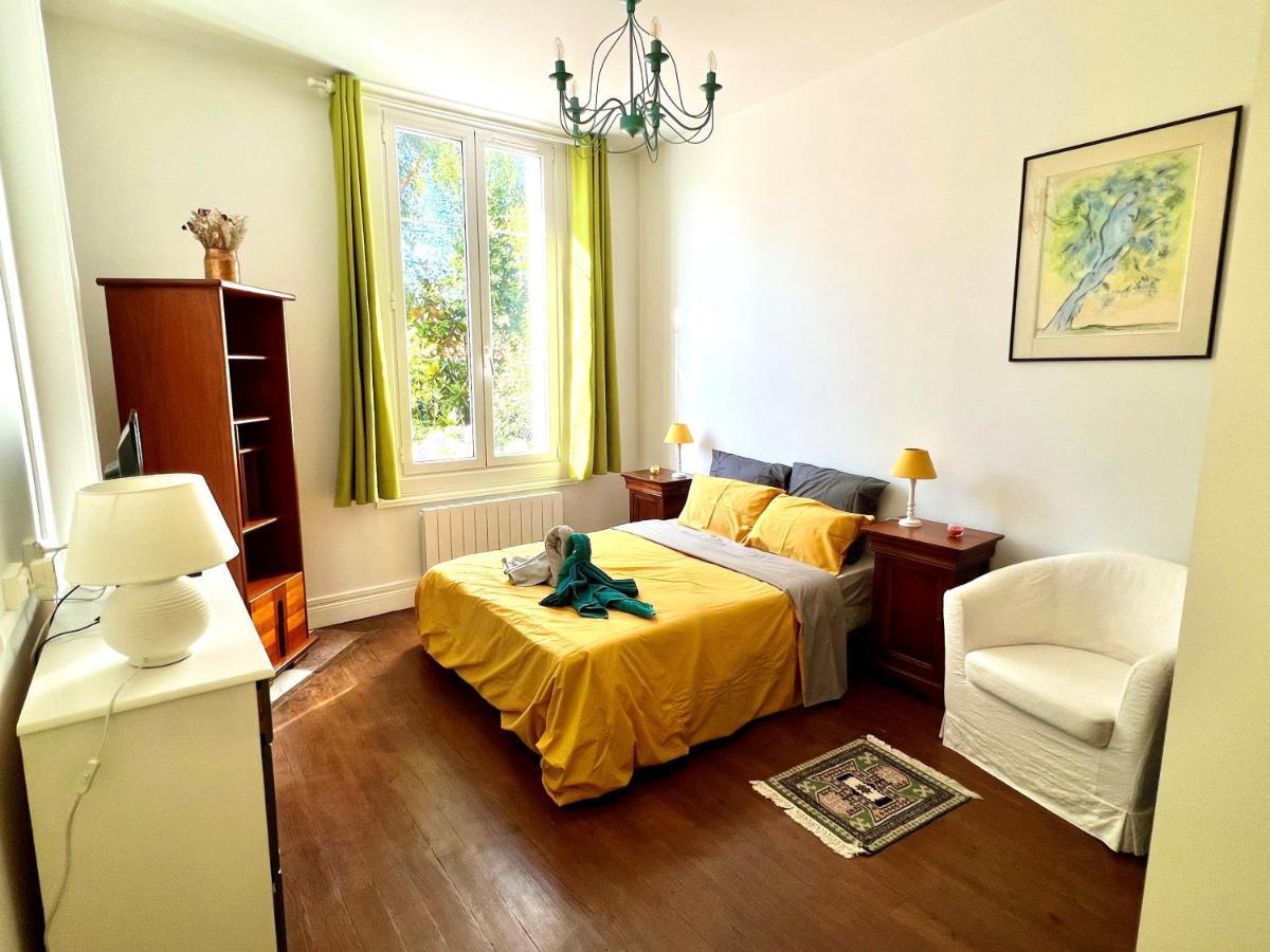 Apartment Petit Dans Maison
